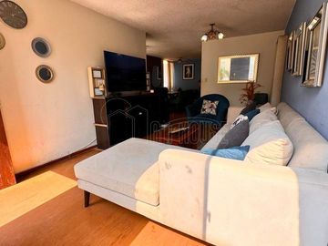 SE VENDE CASA DE 2 PISOS C/ ESTACIONAMIENTO EN VILLA CLUB 1, CARABAYLLO