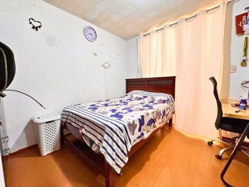 SE VENDE CASA DE 2 PISOS C/ ESTACIONAMIENTO EN VILLA CLUB 1, CARABAYLLO