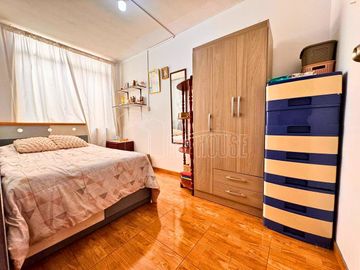 SE VENDE CASA DE 2 PISOS C/ ESTACIONAMIENTO EN VILLA CLUB 1, CARABAYLLO