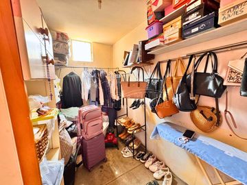 SE VENDE CASA DE 2 PISOS C/ ESTACIONAMIENTO EN VILLA CLUB 1, CARABAYLLO