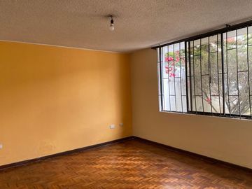 Venta casa de 220m, en San Fernando
