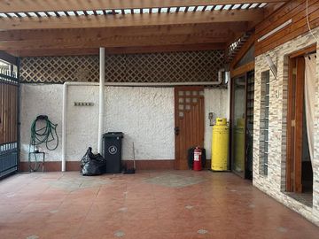 Venta Casa 4d 2b García Hurtado Mendoza, La Florida