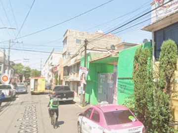 Casa, Remate Bancario en Presidentes de Mexico, Iztapalapa, Ciudad de Mexico