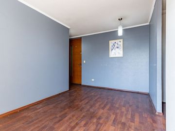 Departamento Manuel Antonio Tocornal, Santiago / Estacionamiento y bodega