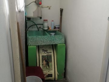 CASA 2 PISOS EN PRIVADA
