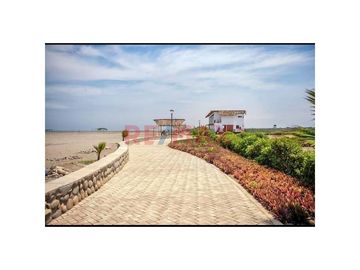 VENTA TERRENO EN CONDOMINIO LUNARENA