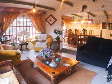 Casa Amplia Y Gran Terreno Los Picunches, Calera De Tango