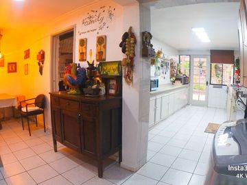 Casa Amplia Y Gran Terreno Los Picunches, Calera De Tango