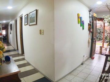 Casa Amplia Y Gran Terreno Los Picunches, Calera De Tango