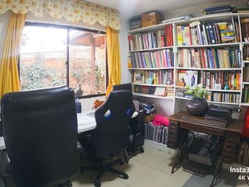 Casa Amplia Y Gran Terreno Los Picunches, Calera De Tango