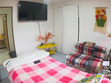 Casa Amplia Y Gran Terreno Los Picunches, Calera De Tango