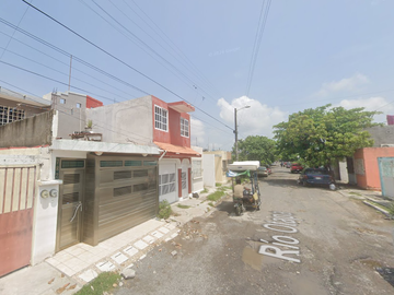 CASA EN VENTA !! EXELENTE OPORTUNIDAD DE INVERSION¡¡ PROPIEDAD YA ADJUDICADA.- Río Otapa 788, Lomas de Río Medio III, 91809 Veracruz, Ver.