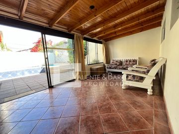 CASA EN VENTA