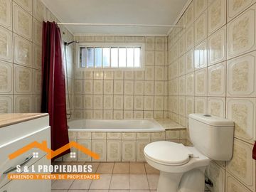Casa En Venta En Poblacion Rene Schneider Puerto Montt