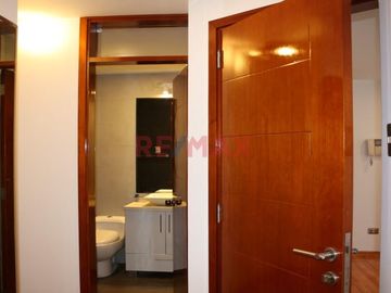 Venta De Duplex De Estreno En Santa Patricia, La Molina