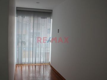 Venta De Duplex De Estreno En Santa Patricia, La Molina