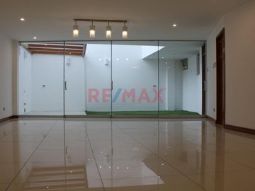 Venta De Duplex De Estreno En Santa Patricia, La Molina