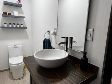 CASA INTELIGENTE EN CONDOMINIO EN VENTA EN SATELITE