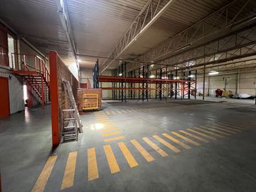 VENTA EXCELENTE LOCAL COMERCIAL EN SANTA ANITA
