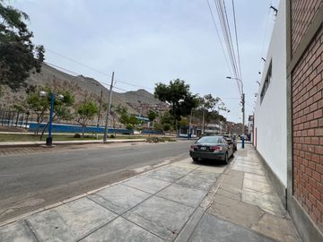 VENTA EXCELENTE LOCAL COMERCIAL EN SANTA ANITA