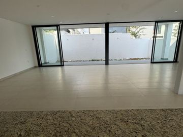 Residencial Lomas del Molino 3 Amplios Espacios y Excelentes Acabados