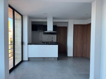 DEPA EN VENTA A UN PASO DE RECTA A CHOLULA Y SAT