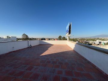 DEPA EN VENTA A UN PASO DE RECTA A CHOLULA Y SAT