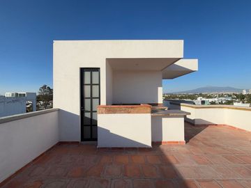 DEPA EN VENTA A UN PASO DE RECTA A CHOLULA Y SAT