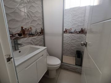 VENTA DE UN HERMOSO TRIPLEX EN SMP