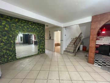 CASA EN VENTA EN JARDINES DE MORELOS SECC. ELEMENTOS
