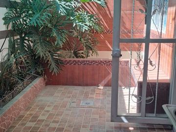 CASA EN VENTA EN JARDINES DE MORELOS SECC. ELEMENTOS
