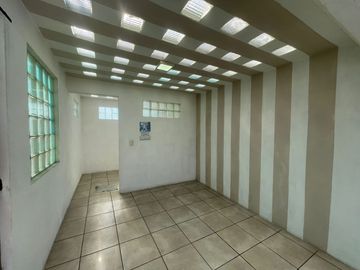 CASA EN VENTA EN JARDINES DE MORELOS SECC. ELEMENTOS