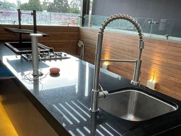 CASA DE DISEÑO EN COYOACAN CON EXCELENTES ESPACIOS Y LUZ NATURAL