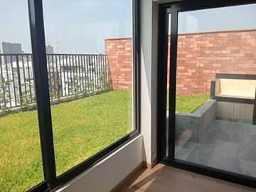 Venta Departamento Miraflores - Dúplex 03 Dormitorios