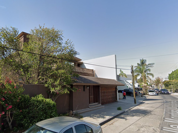 CASA A LA VENTA EN LOMAS DE SAN LUIS, SAN LUIS POTOSI, REMATE ADJUDICADO