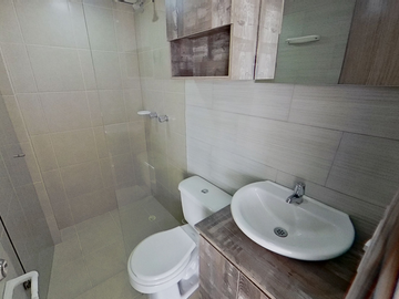 HERMOSO APARTAMENTO EN LOS PUERTOS CON PARQUEADERO PRIVADO