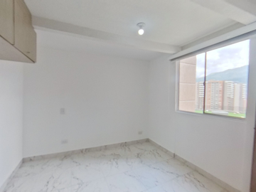 HERMOSO APARTAMENTO EN LOS PUERTOS CON PARQUEADERO PRIVADO