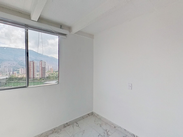 HERMOSO APARTAMENTO EN LOS PUERTOS CON PARQUEADERO PRIVADO