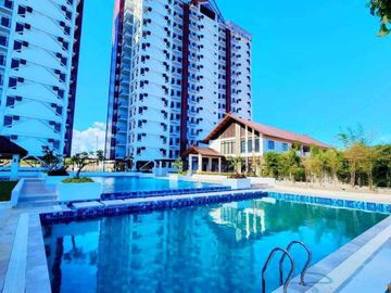 Fully Furnished 2-Bedroom Resale Unit with Parking at Royal Ocean Crest Mactan in Basak Sudtunggan Lapu-Lapu City
