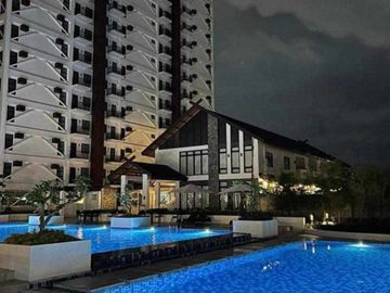 Fully Furnished 2-Bedroom Resale Unit with Parking at Royal Ocean Crest Mactan in Basak Sudtunggan Lapu-Lapu City