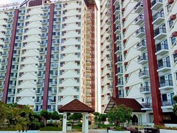 Fully Furnished 2-Bedroom Resale Unit with Parking at Royal Ocean Crest Mactan in Basak Sudtunggan Lapu-Lapu City