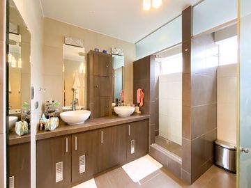 VENTA DE DUPLEX EN SURCO
