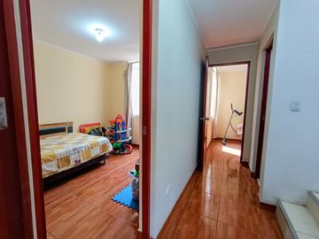 ¡Se Oferta! Venta De Casa Amoblada De 2 Pisos En Villa Club 4, Carabayllo, Frente A Un Parque. Oportunidad Única, Entrega Inmediata.