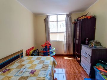 ¡Se Oferta! Venta De Casa Amoblada De 2 Pisos En Villa Club 4, Carabayllo, Frente A Un Parque. Oportunidad Única, Entrega Inmediata.