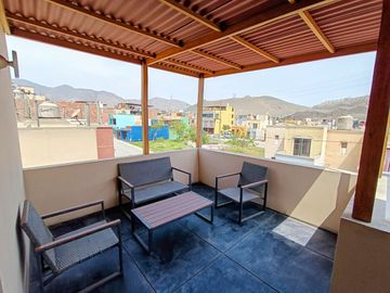 ¡Se Oferta! Venta De Casa Amoblada De 2 Pisos En Villa Club 4, Carabayllo, Frente A Un Parque. Oportunidad Única, Entrega Inmediata.