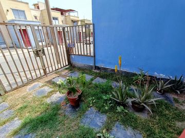 ¡Se Oferta! Venta De Casa Amoblada De 2 Pisos En Villa Club 4, Carabayllo, Frente A Un Parque. Oportunidad Única, Entrega Inmediata.