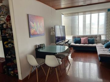 Vendo bello Apartamento en Hayuelos, Bogotá.