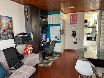 Vendo bello Apartamento en Hayuelos, Bogotá.