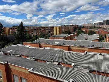 Vendo bello Apartamento en Hayuelos, Bogotá.