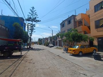 🏡 Ubicación Estratégica Venta De Casa Como Terreno A Una Cuadra De Tomas Valle Y Angelica Gamarra 📍